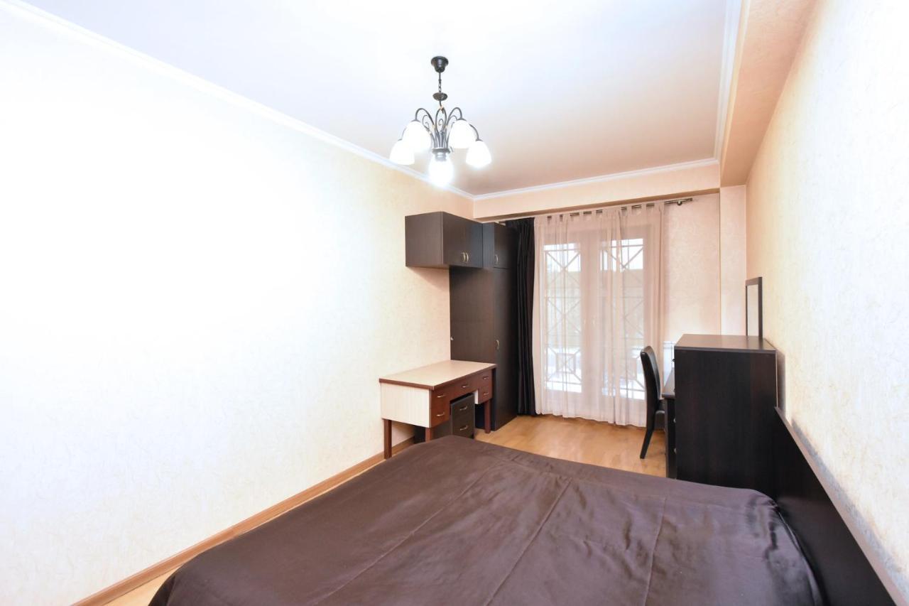Dos Guest House Yerevan Exterior photo
