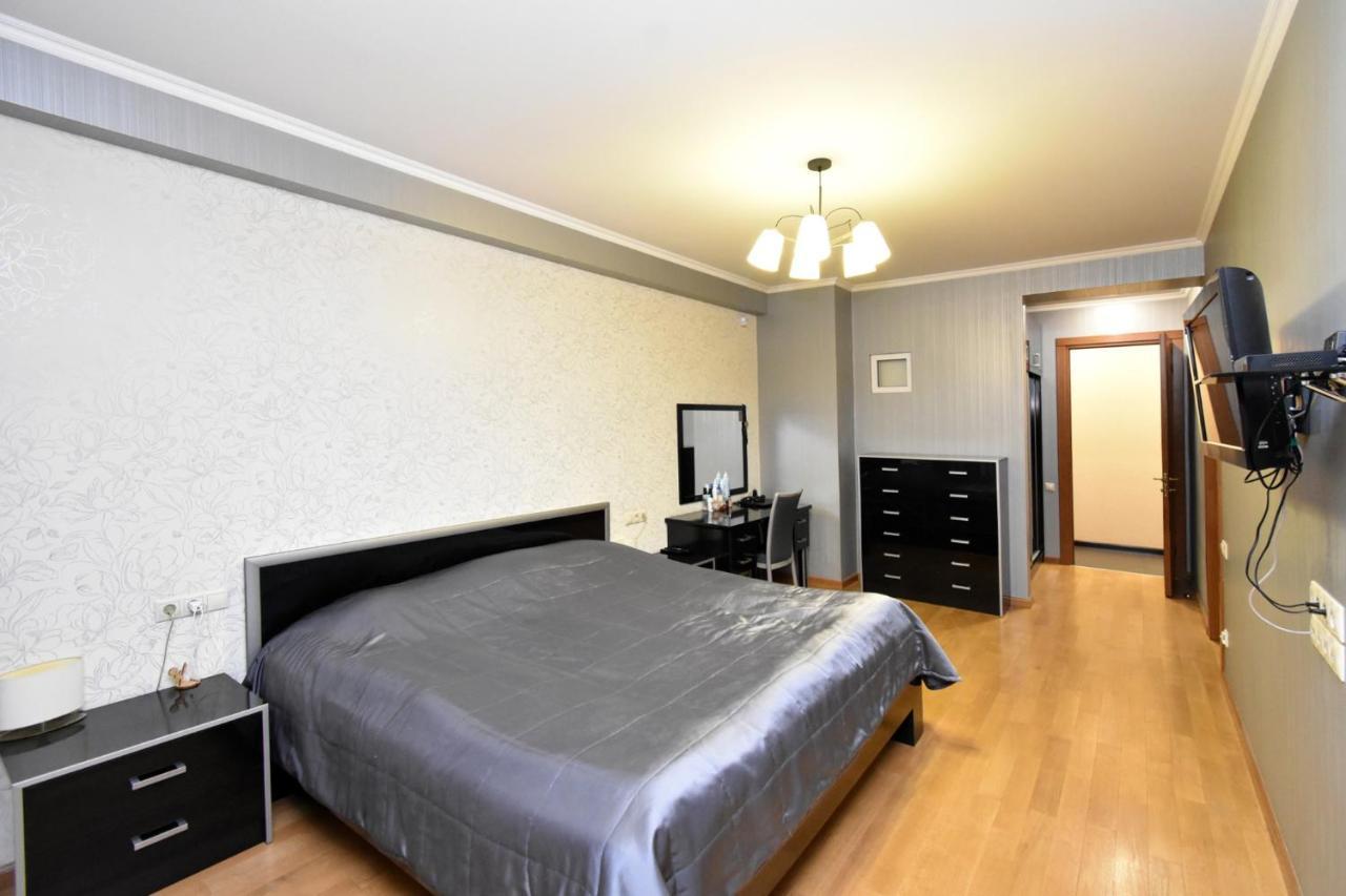 Dos Guest House Yerevan Exterior photo