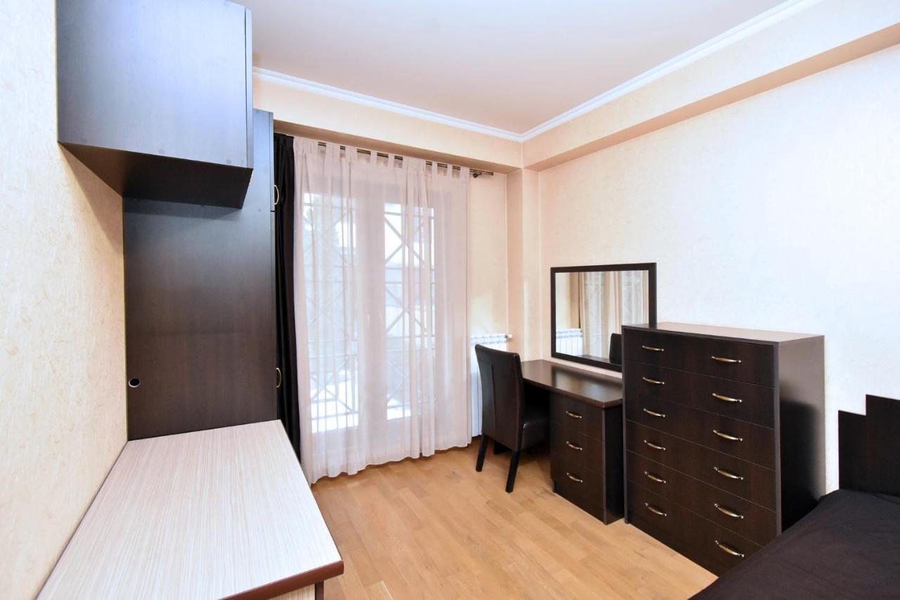 Dos Guest House Yerevan Exterior photo